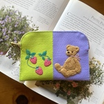 🍓felt  de patchworkテディベアと苺のポーチ🍓
