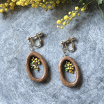 木とミモザのピアス(イヤリング)Ｂ
