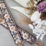 【再販】ショルダーストラップ　インド刺繍リボン　スマホストラップ　ブルーグレー