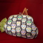 がま口ポーチ  グレー生地  ドクロいっぱい！