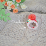 【フクロモモンガ用顔はめ帽子】ふわふわいちご帽子🍓💕︎