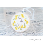 ミモザリース　刺繍枠リングピロー