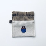 小さな刺繍の小さなポーチ