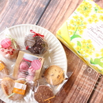 ☆ホワイトデーに☆数量限定☆春のフラワーBOX「菜の花」☆焼菓子いろいろ詰合せ