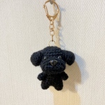 編みぐるみ犬キーホルダー:トイプードル(ブラック）