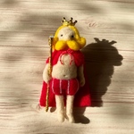 童話。裸の王様👑羊毛フェルトブローチ。