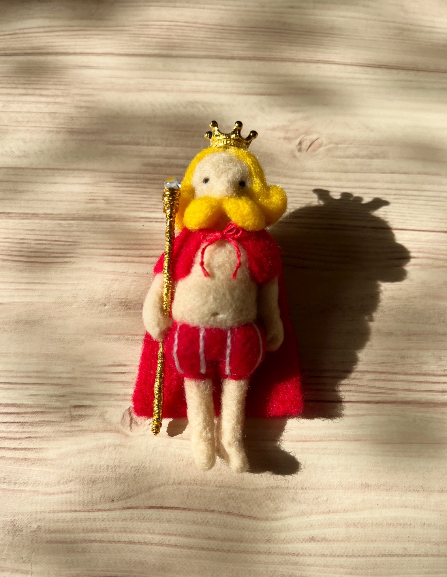 童話。裸の王様👑羊毛フェルトブローチ。 - TAMAMI70'S GALLERY