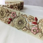 【50cm】【40mm幅】【R024-5】インド刺繍リボン　大ぶり　花柄　フラワーモチーフ　レース地　スパンコール　手芸　アクセサリーパーツ　ハンドメイド　DIY
