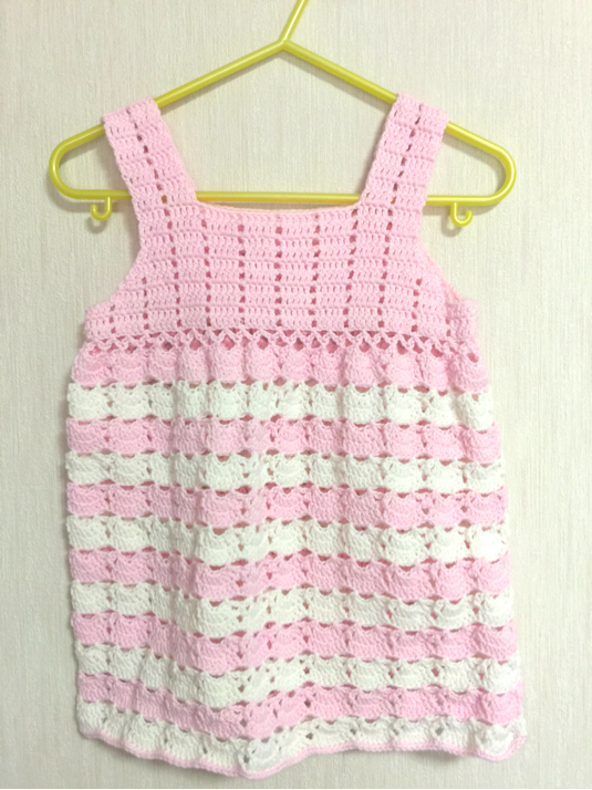 子供用ピンクの手編みワンピース ハンドメイドマーケット Minne
