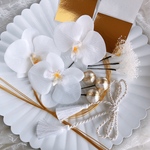 凛とした胡蝶蘭の髪飾り#04【金箔＋水引セット】/飾れるBOX対応有り/成人式/卒業式/結婚式/前撮り/和装　ヘッドドレス　ウエディング  髪飾り　ブライダル　タッセル
