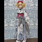 5着限定　momokodoll  サイズ　大きな絵柄の振袖セット