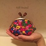ころりん がま口 グリーン ・イエロー 花柄 小物入れ ビンテージ生地 財布 木 オーバル ビンテージ生地 がまぐち 
