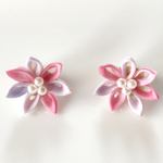 桃紫のお花のピアス