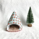 ハムスターのあったかテント⛺小さないちご柄🍓ミントグリーン系
