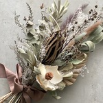 バンクシャのナチュラルブーケ（スワッグ）　前撮り　フォトウェディング　マタニティーフォト　フラワーギフト