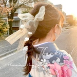 卒業式　成人式　髪飾り\ big ribbon ▶︎◀︎ /＊ふんわりゴールドリボン＊　ヘッドドレス　＊　前撮り　和装　　振袖　袴　結婚式　ウェディング　ドレスヘア　蝶々　リボンアレンジ　リフレリボン