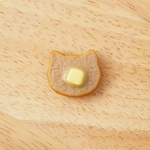 とろけるバターねこ食パン ココア／バッジ・ストラップ・チャーム