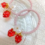 🍓小さないちごヘアゴム🍓ベビー☆キッズ⭐