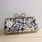 【口金変更可能】がま口ペンケース　ネイビー　インド刺繍リボン