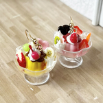 ミニチュア 昭和レトロ喫茶店　2種のプリンアラモードのピアス