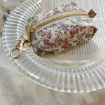 🌟 イヤフォンポーチやリップケースに🌟プチギフトに人気ナスカン付ミニミニポーチ（リバティファブリック［ムーンモス・クラシカルピンク］）