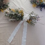 □送料無料□ふわふわのススキに春の花ミモザと紫陽花を添えた横長スワッグ