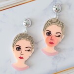 ウインク＆風船ガム  ベリーショートの子のピアス✳イヤリング