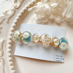 かすみ草✻*˸ꕤバレッタ  ドライフラワー    レジン    バレッタ   