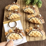 KUMAキャラメルバナナワッフルキーリング