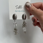 ステンレス　ステンレスピアス　シルバーピアス　左右非対称　ボール　シルバーボール　ボールピアス　デザインピアス　クリア　シルバー　クリアピアス　コンチョ　ビーズピアス　サージカルステンレス　ビーズ