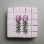 キャッツアイオーバルイヤリング PINK