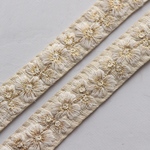 インド刺繍リボン　シルク細リボン②【アイボリー】インド刺繍/刺繍リボン/リボン/シルクリボン/トリム/ブレード/ジャガードリボン/チロリアンテープ/レース/チュール