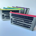 文房具柄ペンケース（モノトーン）