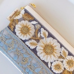 【中】インド刺繍のファスナーポーチ