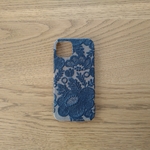 *受注製作*ミナペルホネン*smile flower*カーキ*mina perhonen*iPhoneケース*iPhoneカバー*スマホケース*スマホカバー