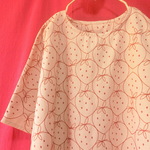  いちご刺繍 ゆったりワンピース　pink