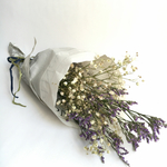 かすみ草とスターチスのブーケ