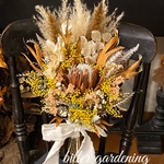 Natural Chic キングプロテア ミモザbouquet