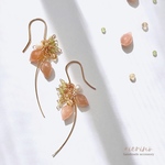 【 桜ひらく蕾 】 ピーチムーンストーン ピアス / イヤリング