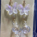しゃぼん付き蝶々ピアス