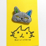 ねこねこ刺繍ブローチ