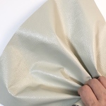 超極薄レザー・ミシンで縫えてドール服や小物も思いのまま！薄さ0.3㎜の革"FabRoo"＜ライトベージュ＞