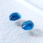真夜中の空〔ノンホールピアス / イヤリング /チタンピアス/シンプル / レジン鉱石〕       