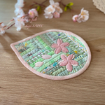 小さなパッチワークキルト お花の アップリケ タペストリー"桜"