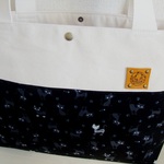 黒ときどき縞ねこ☆たっぷりトートバッグ☆帆布＆本革タグ