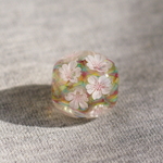 桜のとんぼ玉