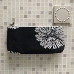 forest dot  スリムポーチ  18 ネイビー　ミナペルホネン の刺繍生地　フォレストドット　mina perhonen 