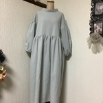 ハーフリネン　ギャザーたっぷりのワンピース💕