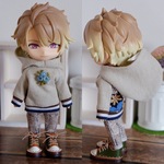 サンドベージュ背花柄 パーカーとデニムパンツのセット（ねんどろいどどーるオビツ11ボディ共有サイズ）