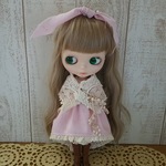 ネオブライス　２２ｃｍドールサイズドレス　雨の日と月曜日には　薄桃